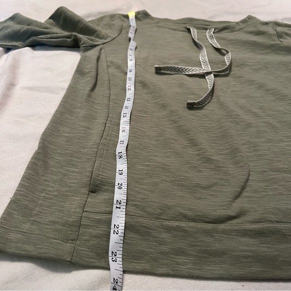 - J. Jill cotton blend pullover sweatshirt kangaroo pockets. - Picture 14 of 14